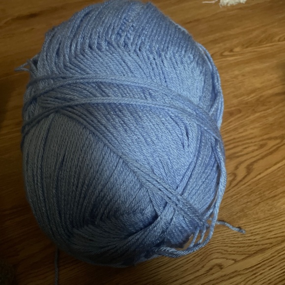 Yarn - Picture 4 of 4